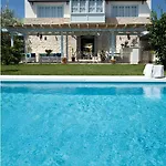 Alura 3*