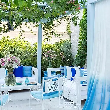 Hotel Alura 3*