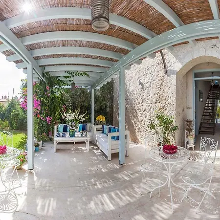 Alura Ξενοδοχείο Αλακάτι