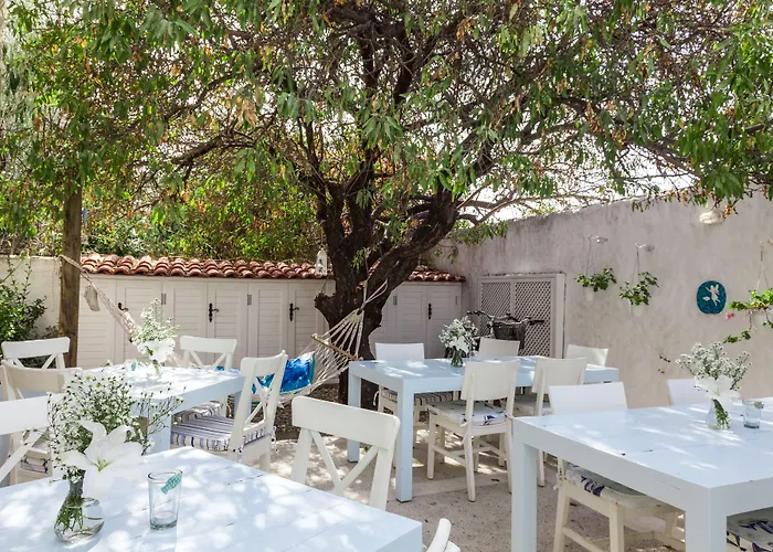 Alura Hotel 3*