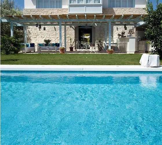 Alura 3*